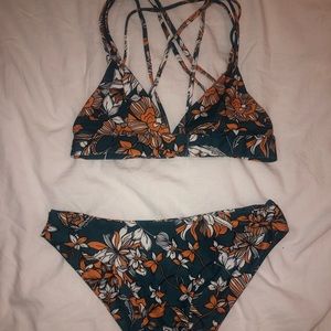 Kulani Kinis Bikini Set